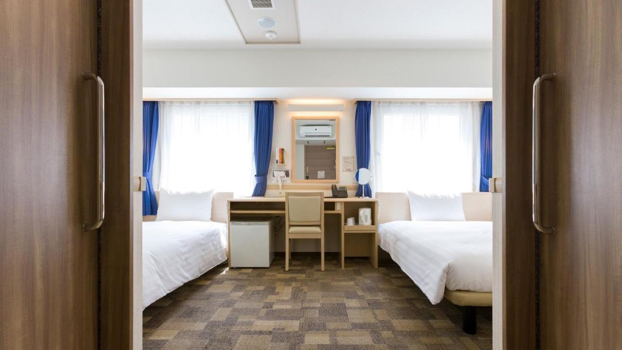 Toyoko Inn Misato-Chuo Ekimae Мисато Экстерьер фото